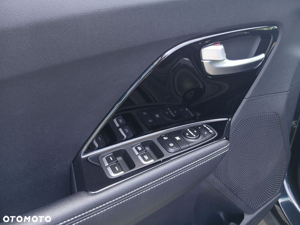 Kia Niro 1.6 GDI Hybrid Business Line - 18