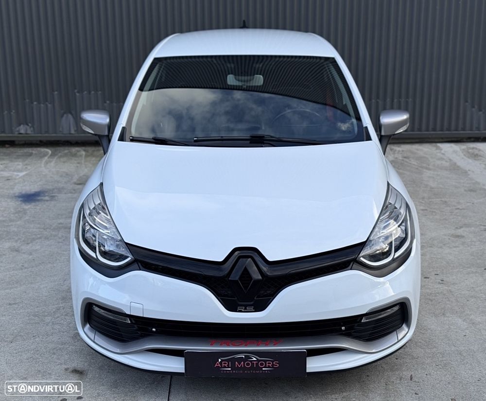 Renault Clio TCe 220 EDC R.S. Trophy - 2