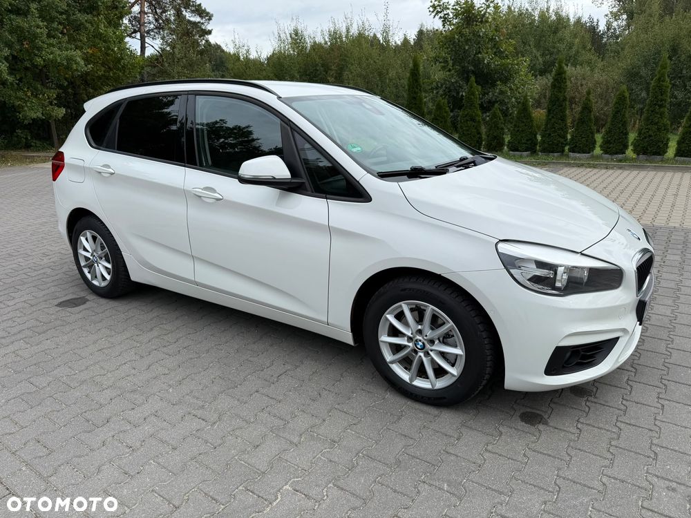 BMW Seria 2 216d - 12