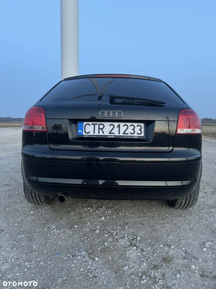 Audi A3 3-drzwiowe 1.6 FSI Ambiente - 7