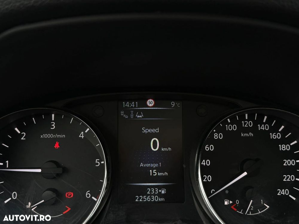 Nissan Qashqai 1.5 DCI TEKNA - 12