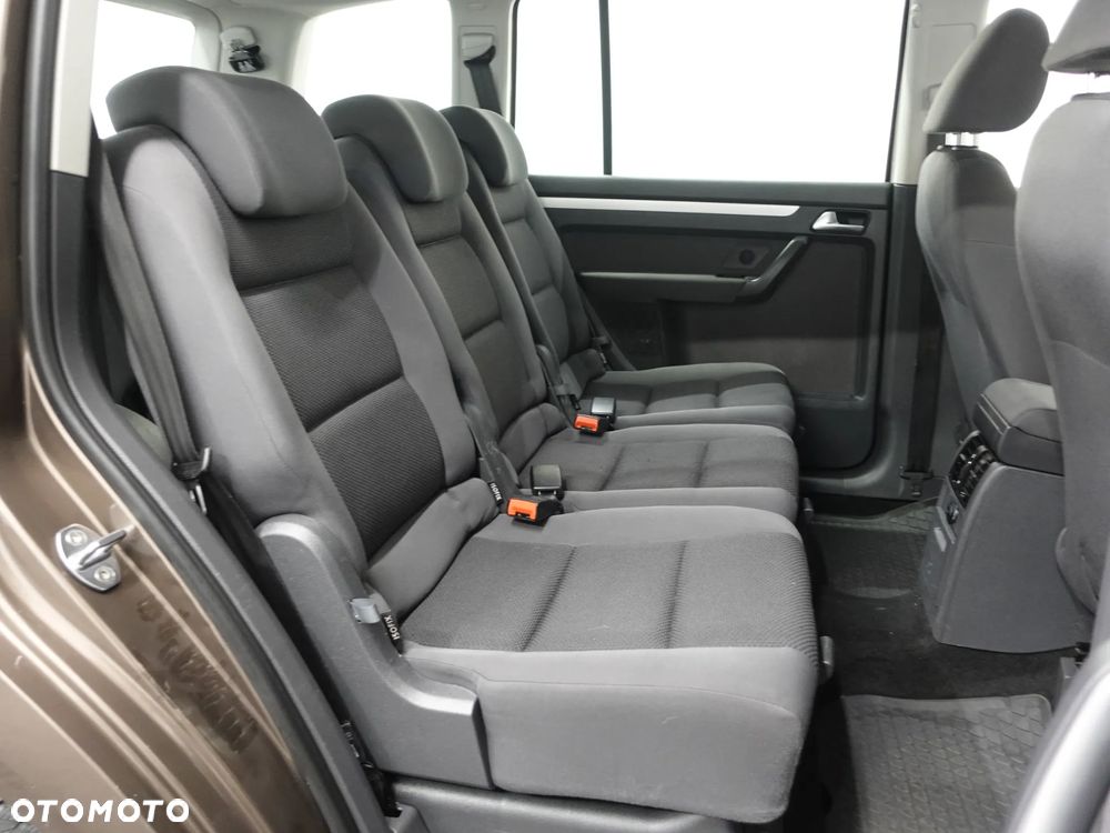 Volkswagen Touran 1.2 TSI BlueMotion Technology Trendline - 26