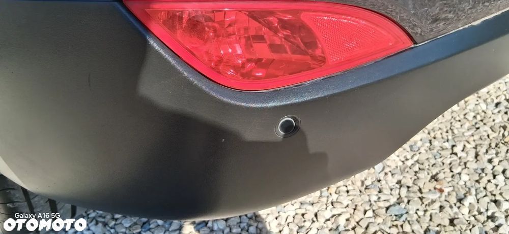 Hyundai ix35 1.6 2WD Fifa World Cup Edition - 9