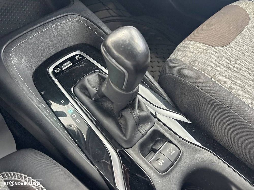 Toyota Corolla Touring Sports 1.8 Hybrid Trek - 18