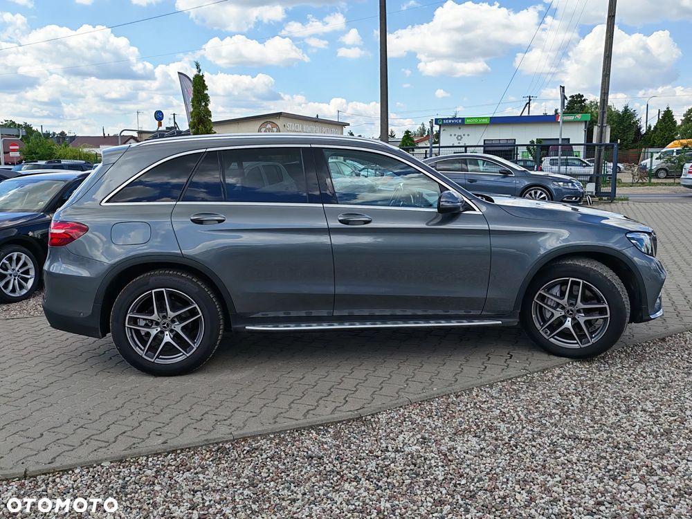 Mercedes-Benz GLC - 9
