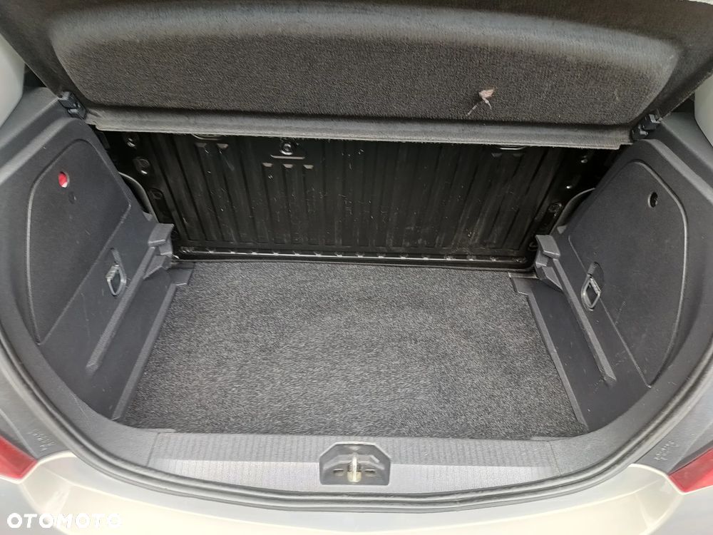 Opel Corsa - 22