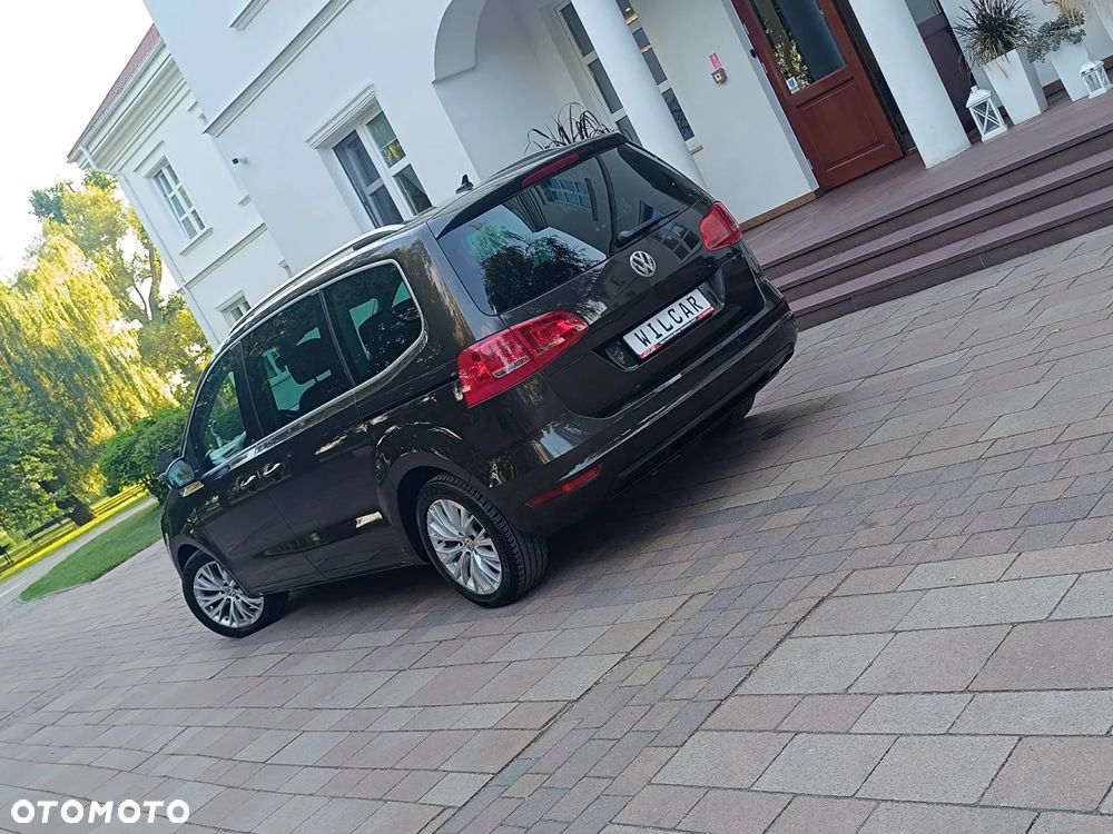 Volkswagen Sharan 2.0 TDI DSG BlueMotion Technology Highline - 39