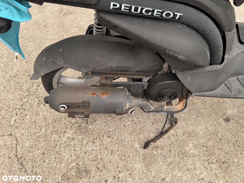 Piaggio X10 - 9