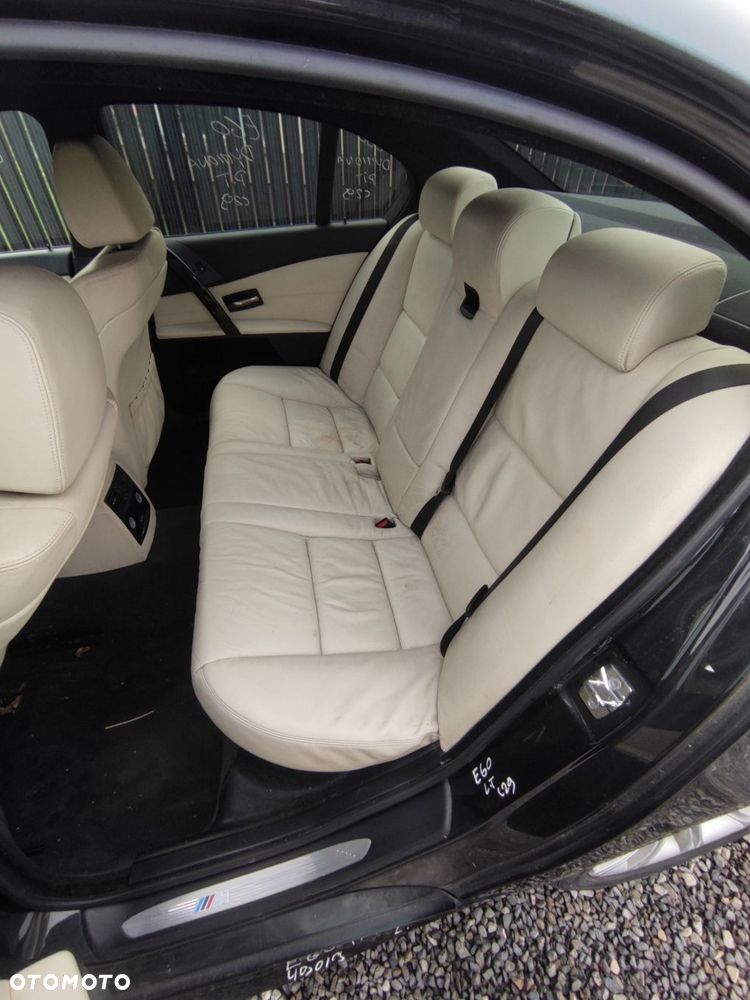 OPARCIE KANAPY TYŁ TYLNEJ BMW E60 JASNA SKÓRA - 1