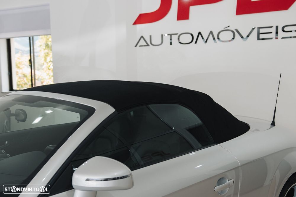 Audi TT Roadster 2.0 TFSi S-line - 11