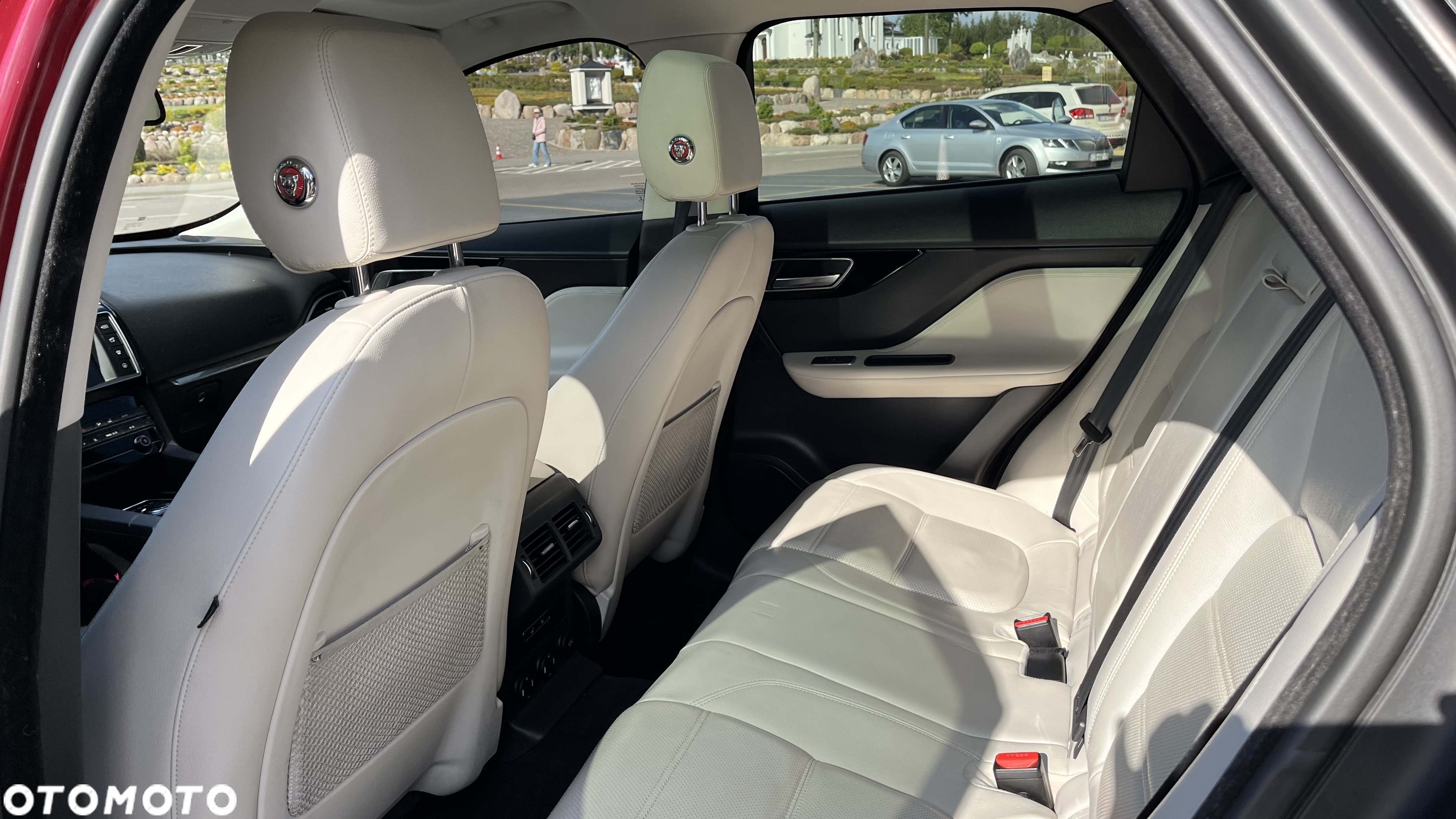Jaguar F-Pace 35t AWD Prestige - 23