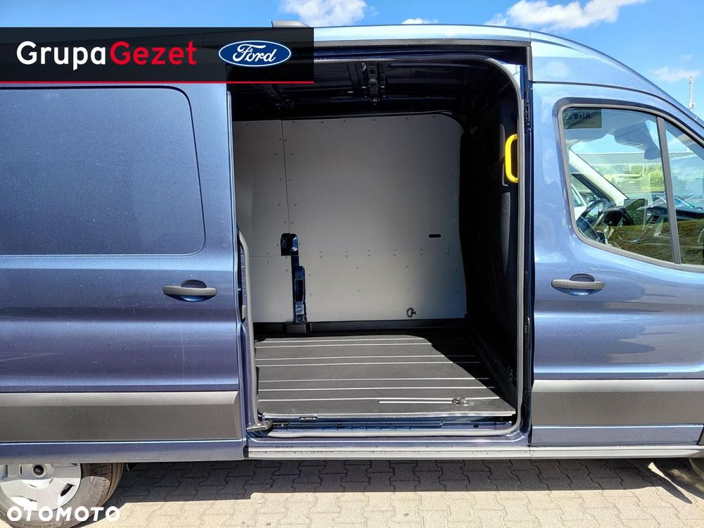Ford Transit - 9