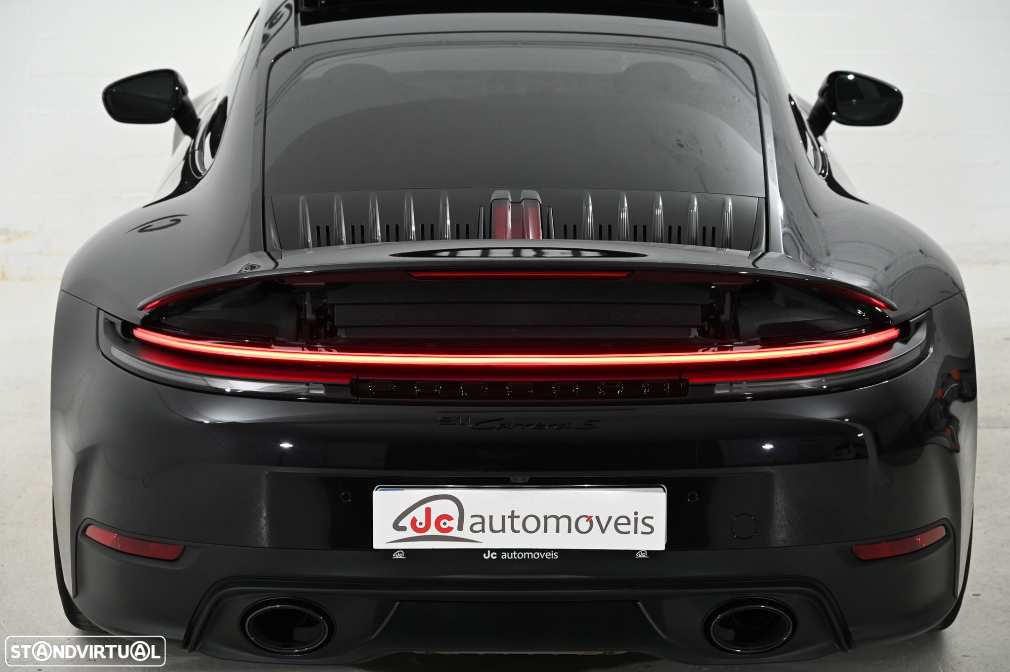 Porsche 911 (992) Carrera S - 12