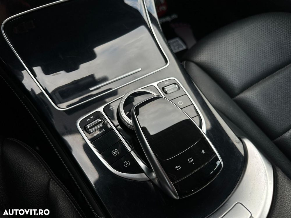 Mercedes-Benz GLC - 24