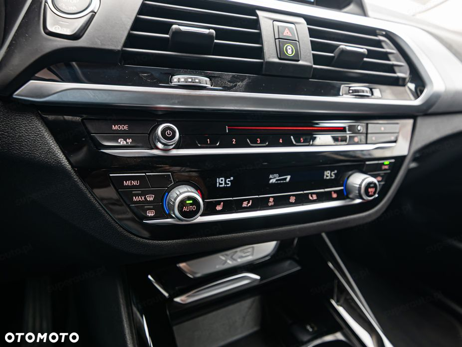 BMW X3 xDrive20i Advantage - 19