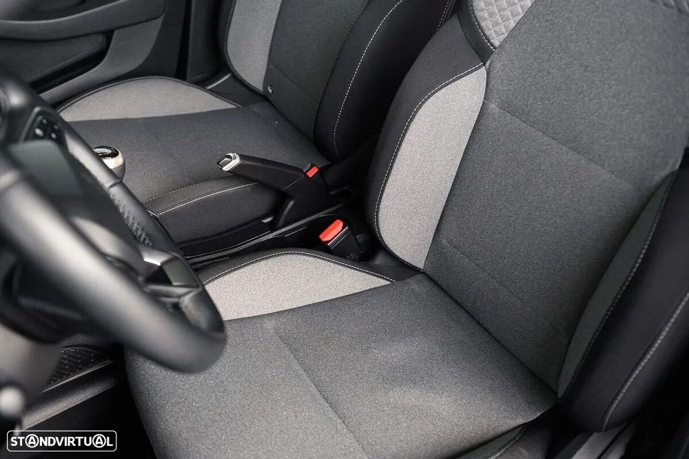 Renault Clio 1.0 TCe Evolution - 52