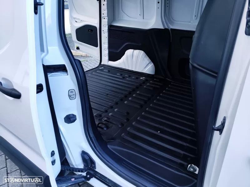 Peugeot partner 1.6hdi , 3 lug. iva dedutivel - 16