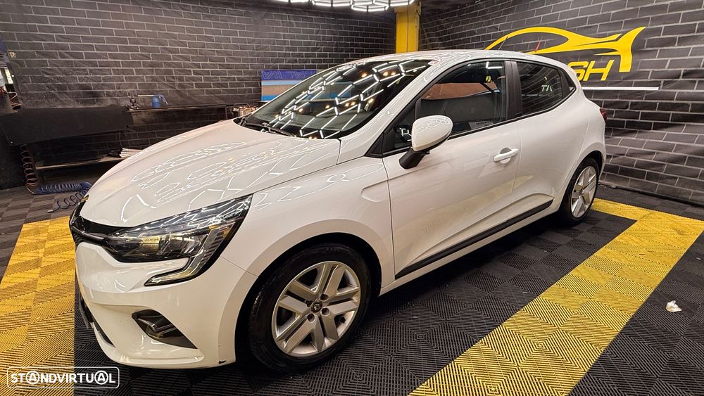 Renault Clio 1.6 E-Tech Intens - 15