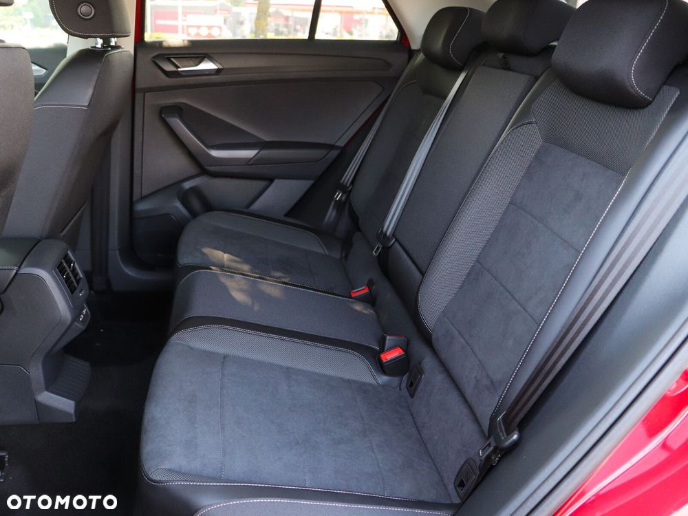 Volkswagen T-Roc - 11