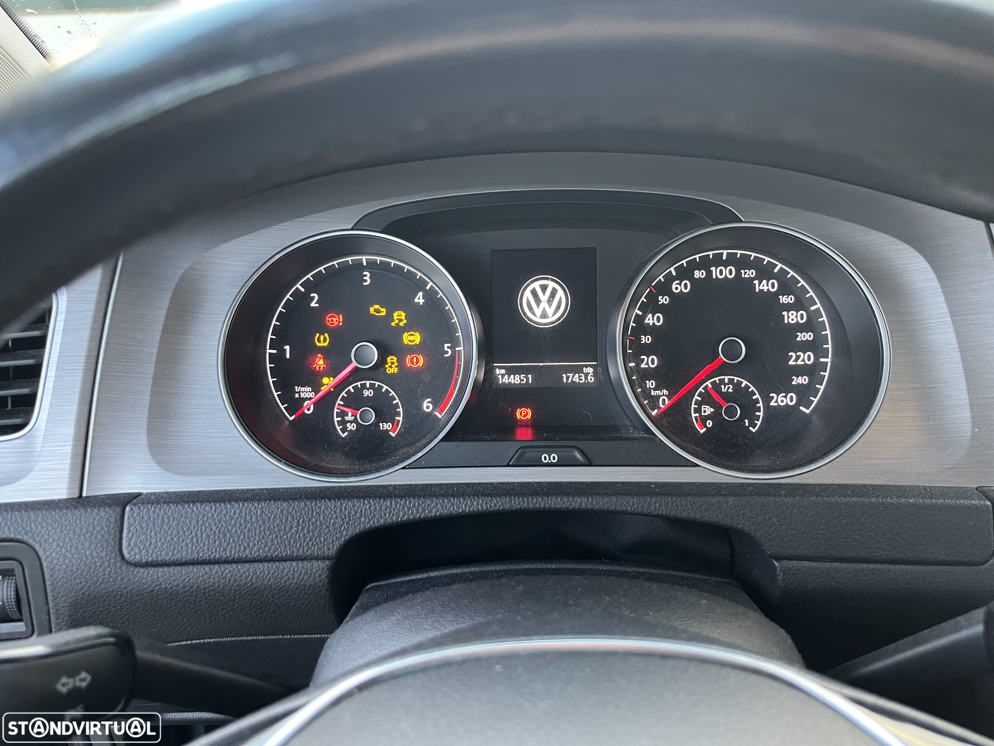 VW Golf 1.6 TDi BlueMotion Confortline - 11
