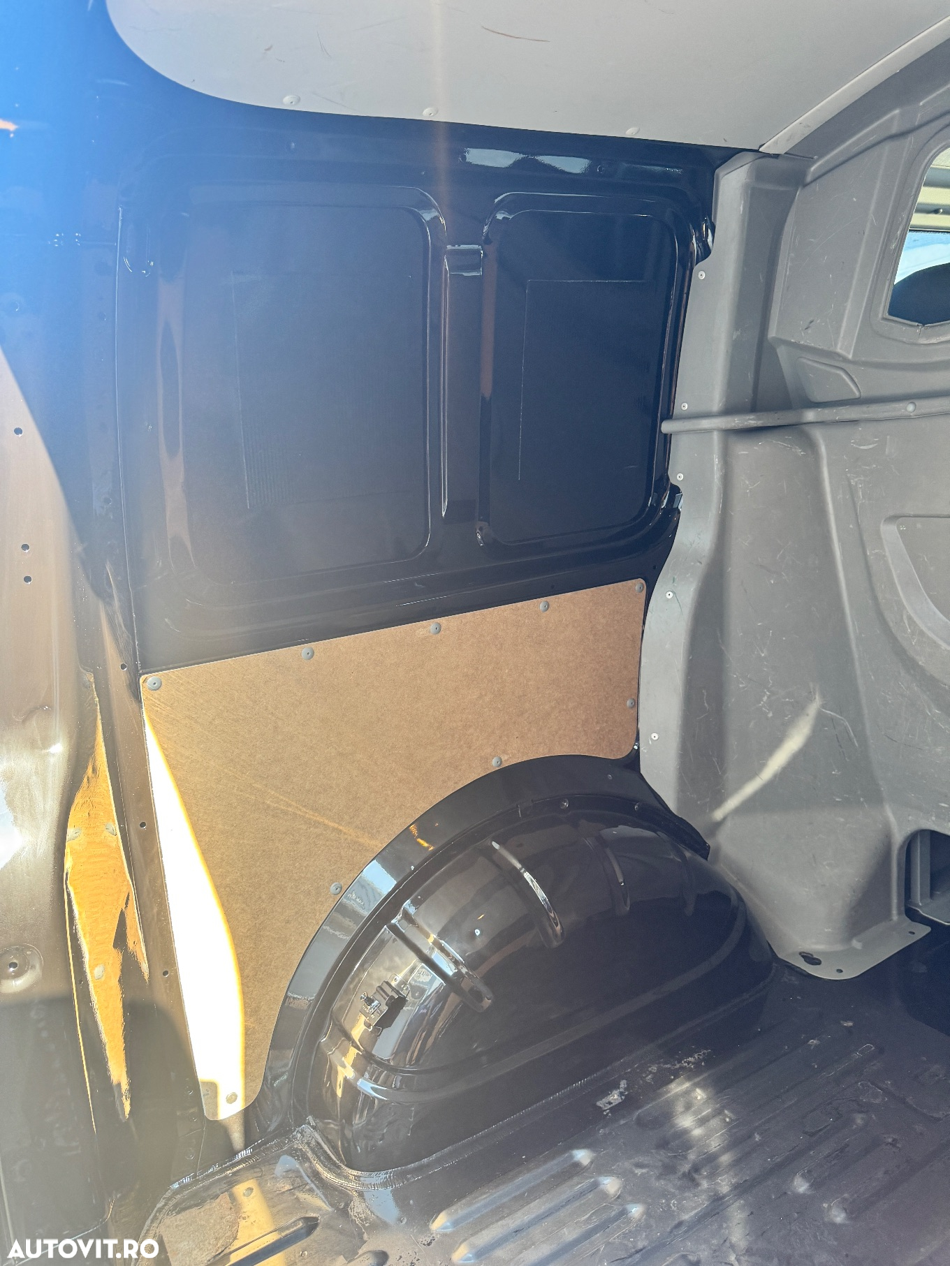 Volkswagen Transporter - 9
