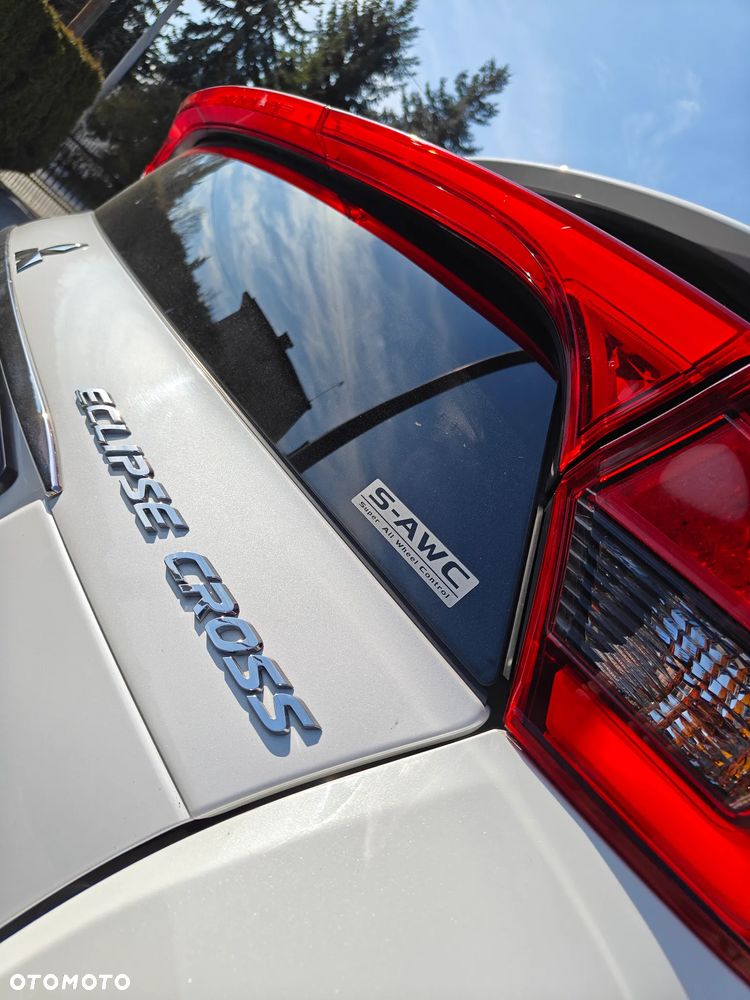 Mitsubishi Eclipse Cross 1.5 T Intense Plus CVT 4WD - 17