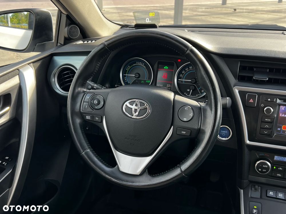 Toyota Auris 1.8 HSD Luna - 14