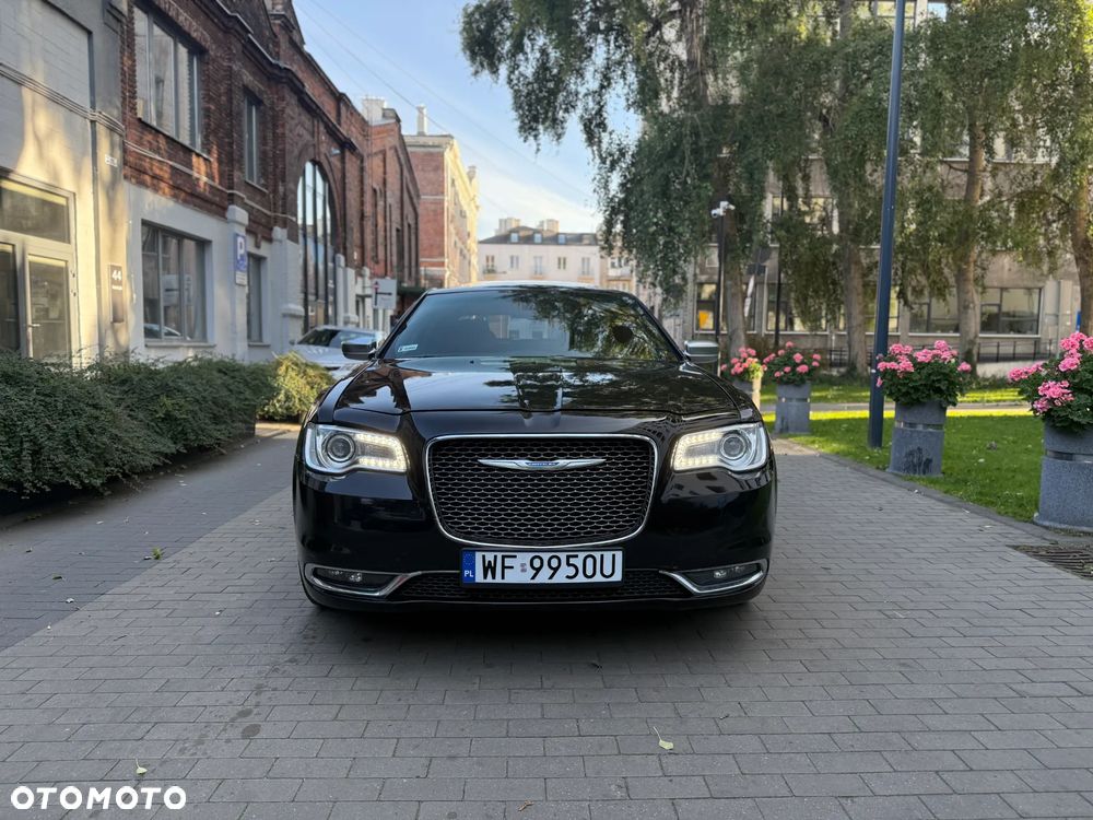 Chrysler 300C - 8