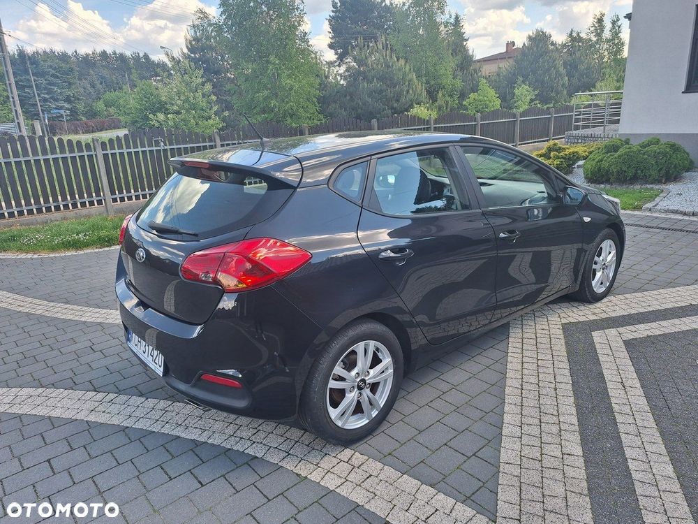 Kia Ceed - 6