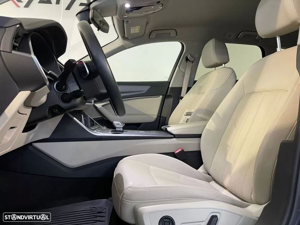 Audi A6 Avant 40 TDI Design S tronic - 12