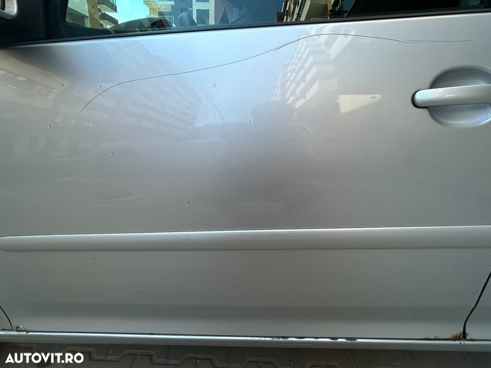 Volkswagen Golf 2.0 TDI DSG Comfortline - 11