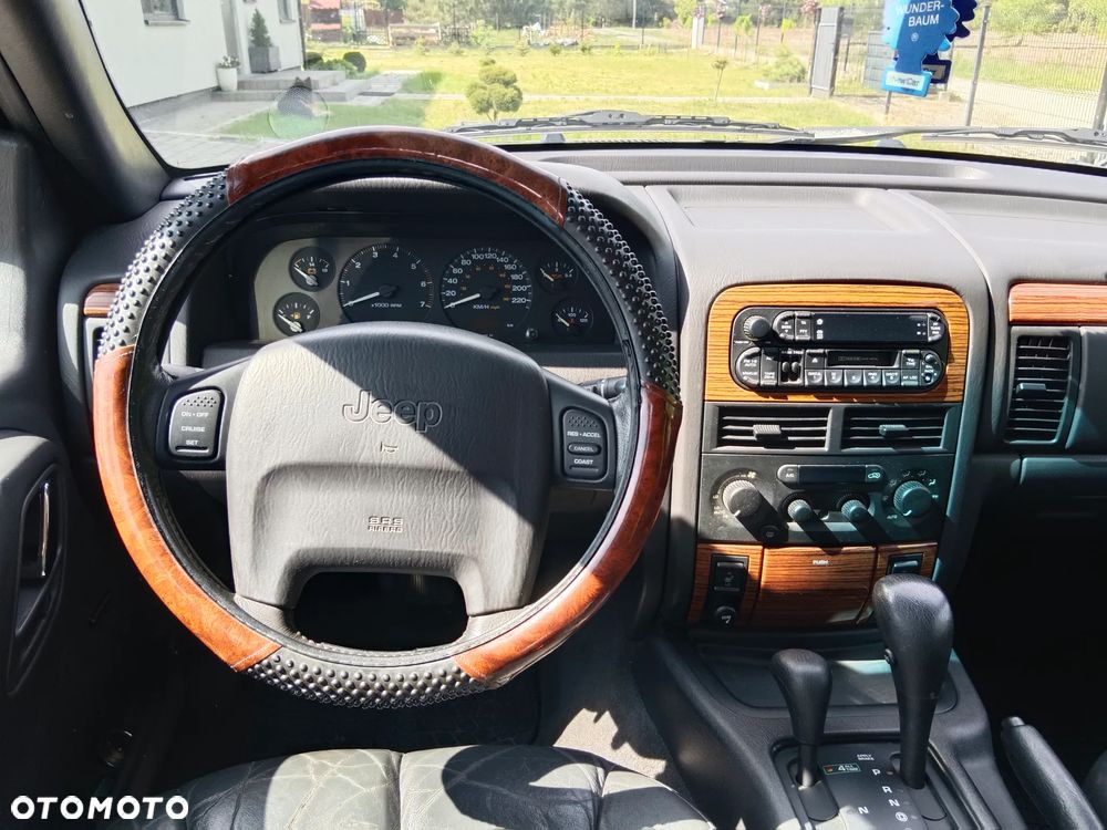 Jeep Grand Cherokee 4.0 Laredo - 10