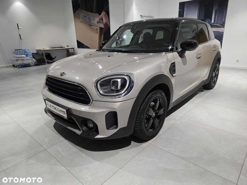 MINI Countryman Cooper Classic Trim - 2