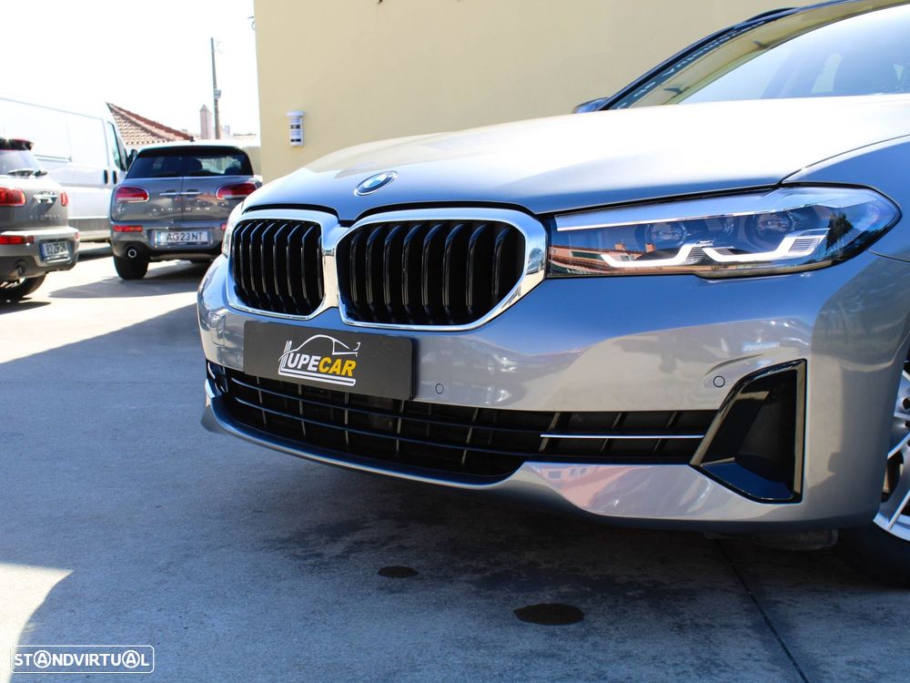 BMW 520 d Auto - 13