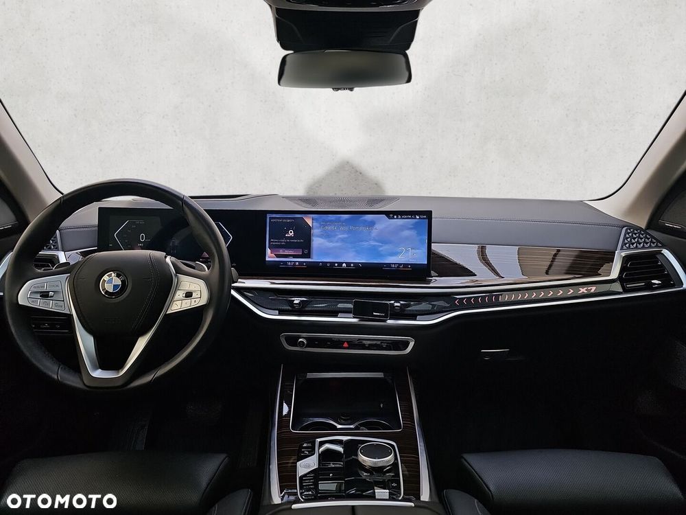 BMW X7 xDrive40d mHEV - 34