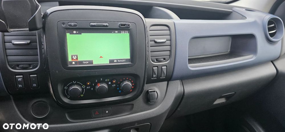 Opel Vivaro - 35