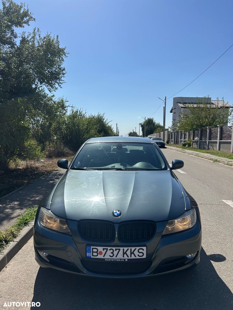 BMW Seria 3 320i - 2