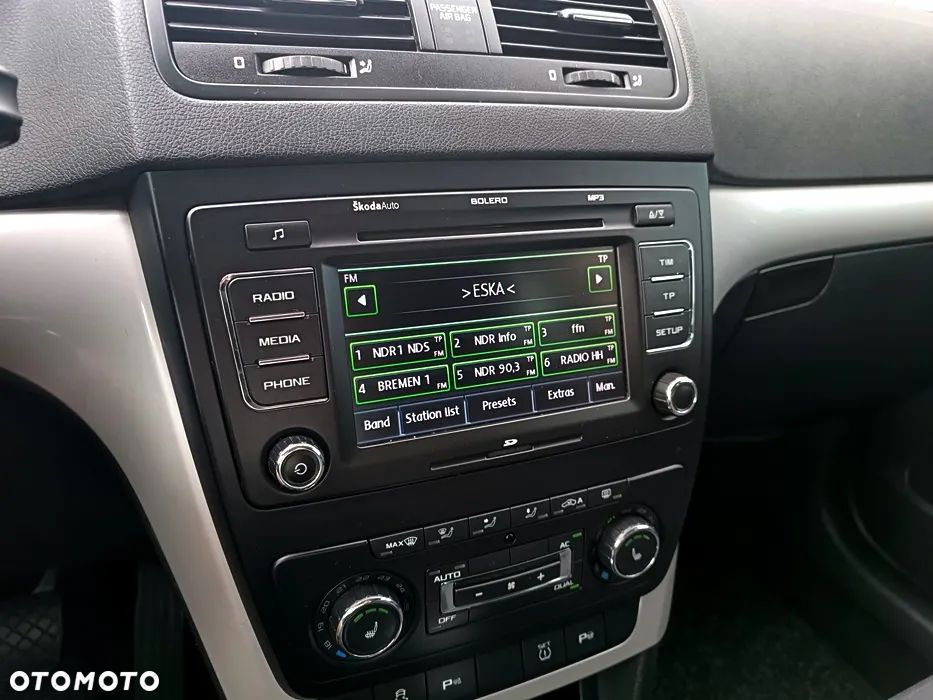 Skoda Yeti 1.2 TSI 4x2 Elegance DSG - 30