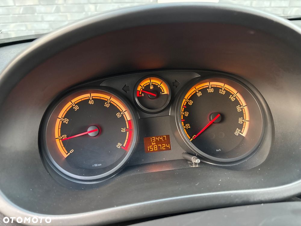 Opel Corsa - 17