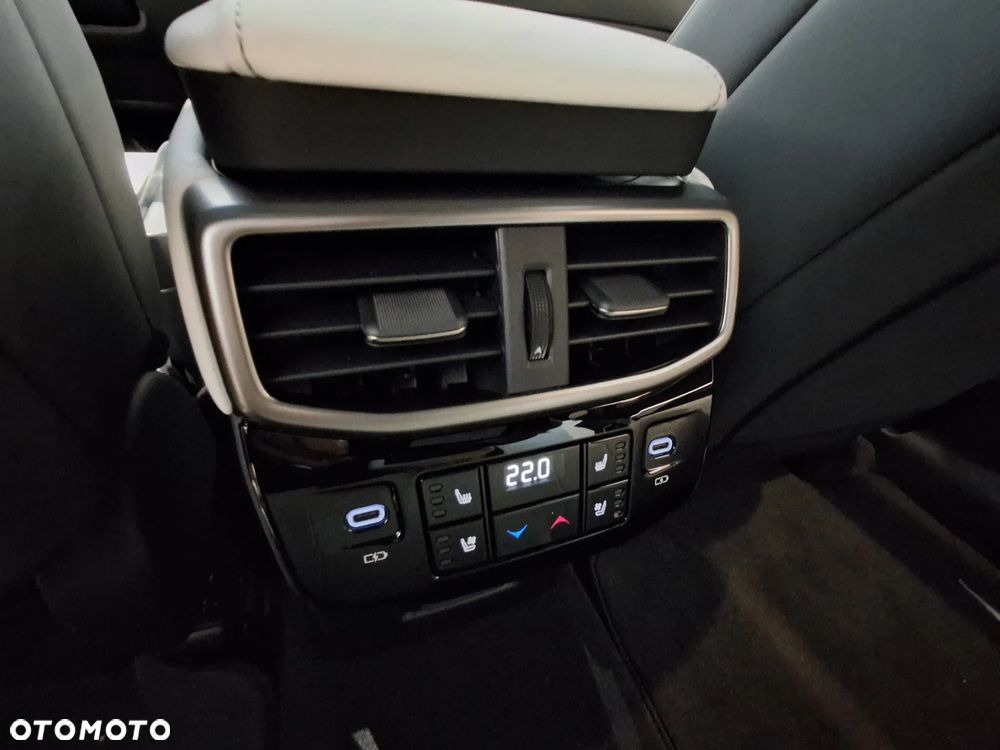 Lexus RX 500h F Sport - 15