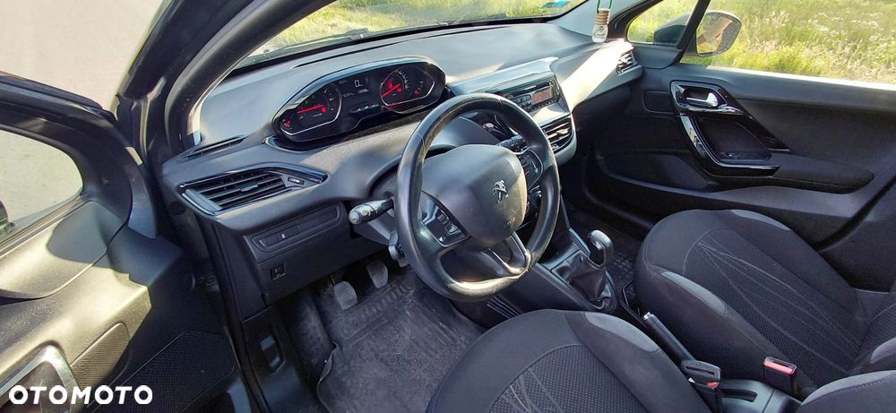 Peugeot 208 1.4 VTi Active - 9