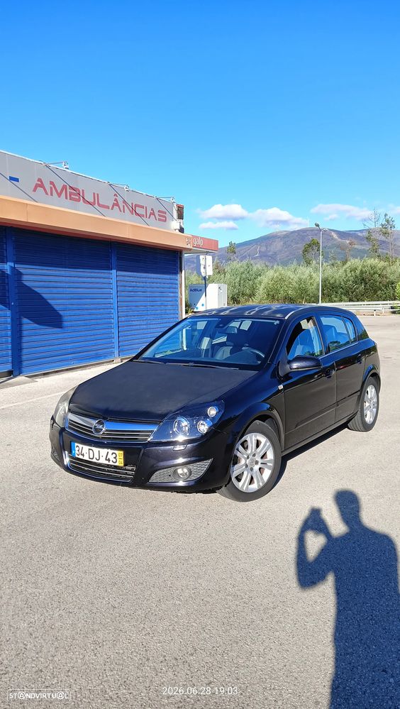 Opel Astra 1.7 CDTI Cosmo - 2