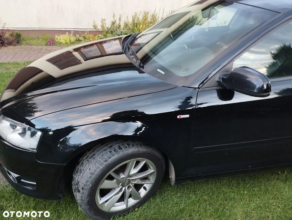 Audi A3 Sportback 2.0 TDI DPF S line Sportpaket - 4