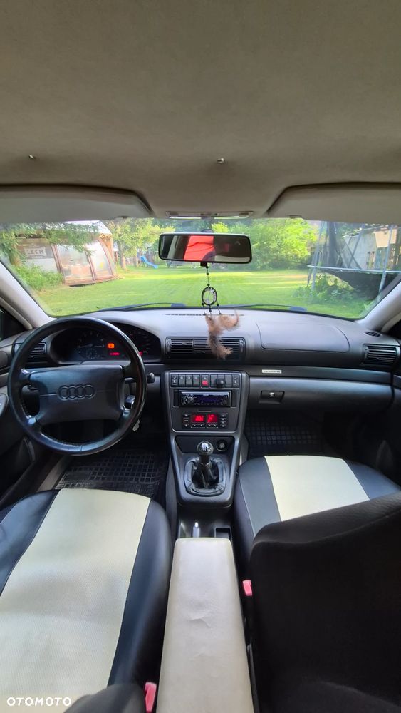 Audi A4 Avant 2.6 - 3