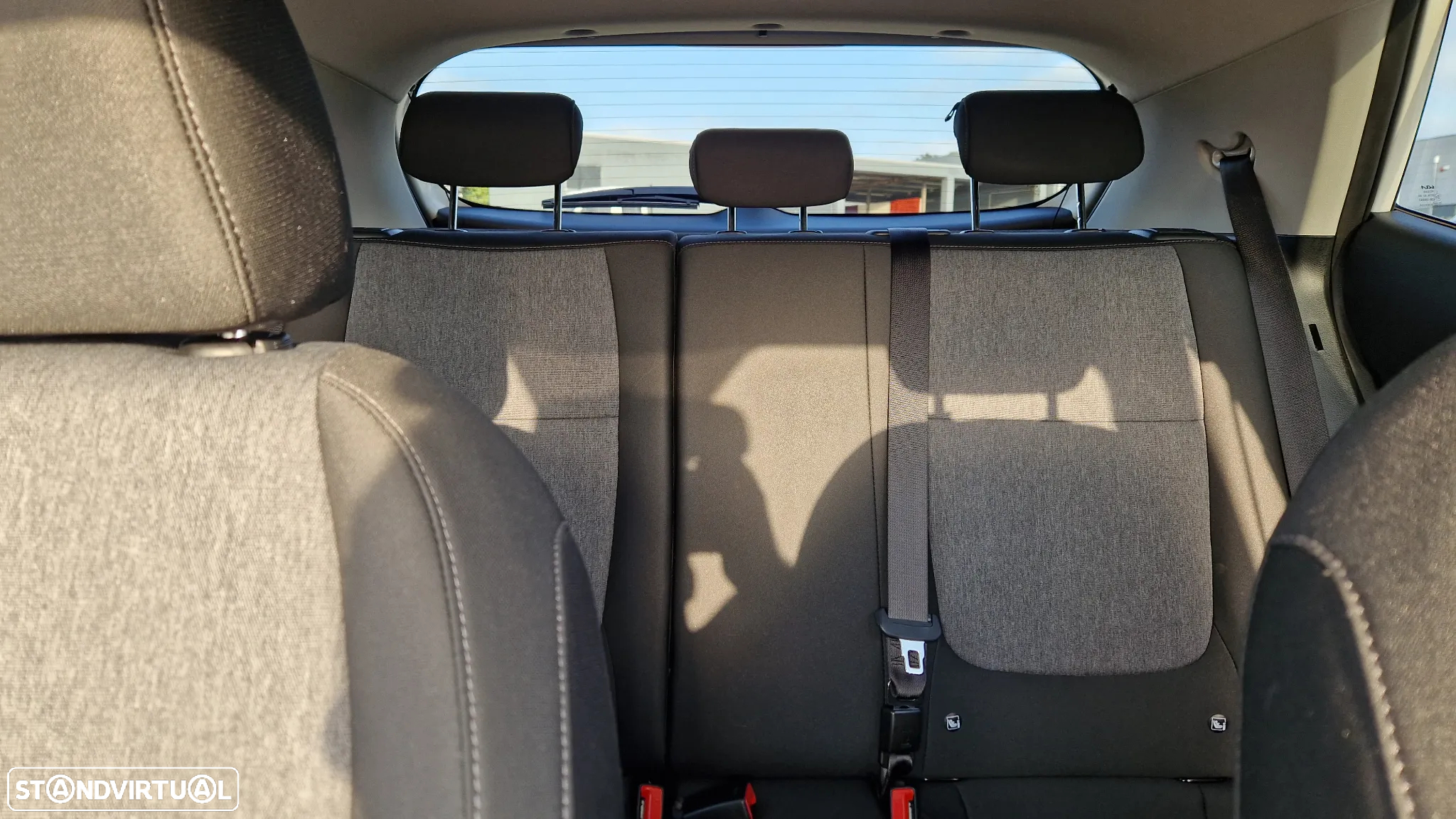 Kia Stonic 1.2 Dynamic - 14