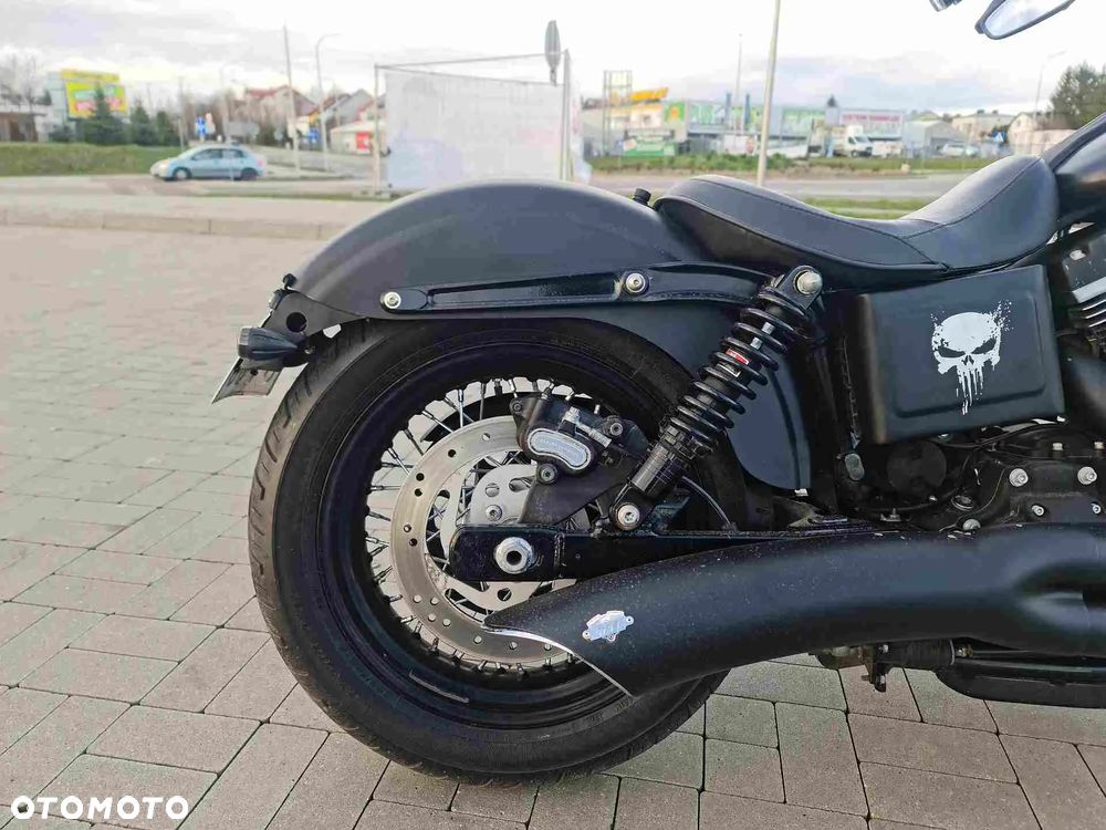 Harley-Davidson Dyna Street Bob - 3