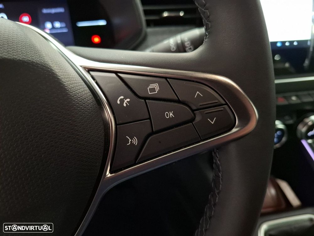 Renault Clio 1.0 TCe Techno Bi-Fuel - 17