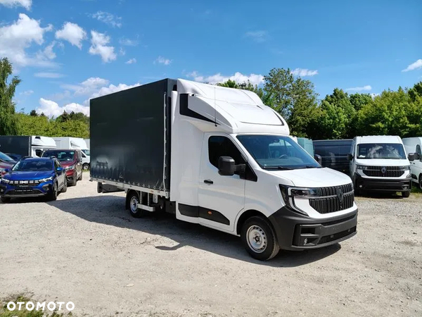 Renault Master Międzynarodówka 10EP Spanie Tył