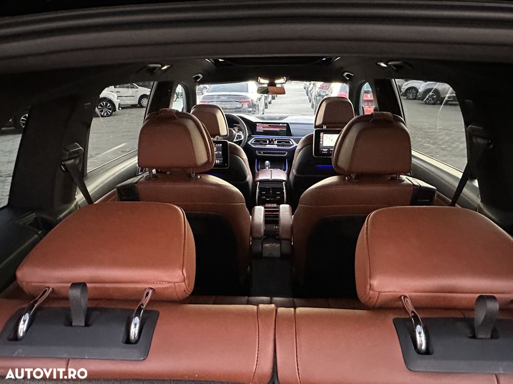 BMW X7 xDrive40d - 9