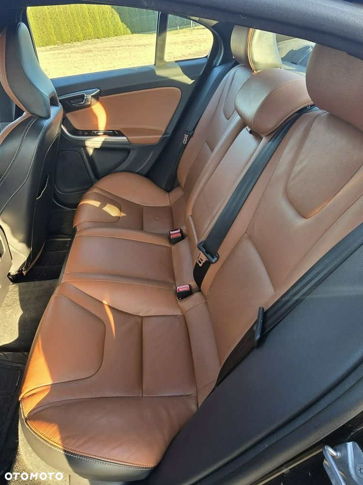 Volvo S60 - 15